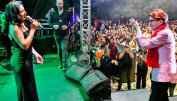 Akşener, Melek Mosso Düeti!