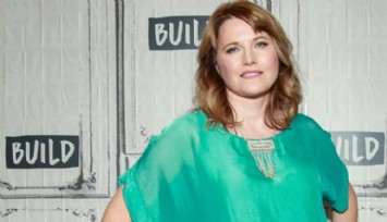 Güzelliğinden Hiçbir Şey Kaybetmemiş!