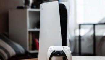 PlayStation 5'i Kırdılar.