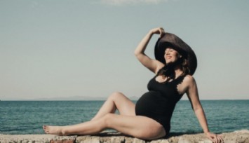 Demet Evgar'dan Mayolu Poz!