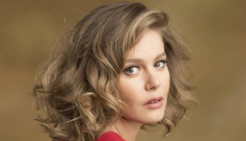 Seul'de Burcu Biricik Rüzgarı!