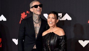 Kourtney Kardashian Hamile mi?