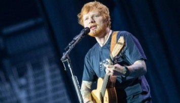 İngiliz Şarkıcı Ed Sheeran, İç Çamaşırlarını Bağışladı!