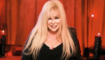 Şarkıcı Zerrin Özer, Darülaceze'de Tedavi Altına Alındı!