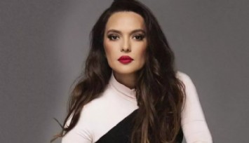 Demet Akalın 4 Evini Depremzelere Açıyor!