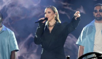 Hadise, Yardım Kampanyasının Sesi Olacak!