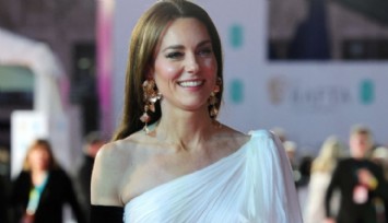 Kate Middleton, BAFTA Ödülleri'ne Damga Vurdu!