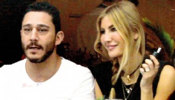 Çağla Şikel Sevgilisiyle Emirgan'da!