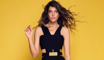 Berrak Tüzünataç Soluğu Tatilde Aldı!