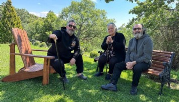 Cem Yılmaz, Anne Ve Babasıyla Buluştu!