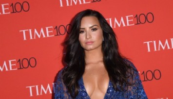 Demi Lovato: 'UFO Gördüm'