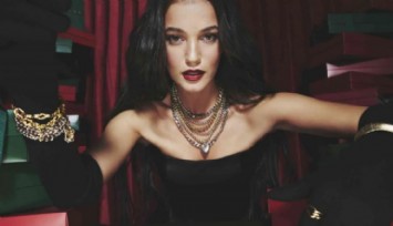 Deniz, Transparan Büstiyeriyle Mest Etti!