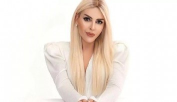 Selin Ciğerci'den Olay Transparan Taytlı Poz!