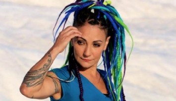 Şarkıcı Özlem Tekin Hakkında Olay İddia!