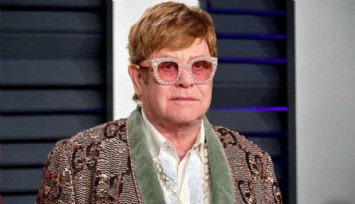 Elton John Hastaneye Kaldırıldı!
