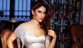 Irmak Ünal Kaslı Vücudunu Sergiledi!