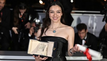 Merve Dizdar Sevgililer Günü'nde Aşkını İlan Etti!