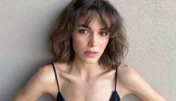 Hafsanur Sancaktutan'ın İlginç Tarzı Olay Oldu!