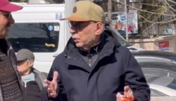 Şener Şen Çileden Çıktı: 'Ya Gidin Yahu'