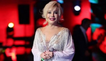 Emel Sayın'dan Sevenlerini Üzen Açıklama!