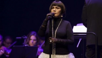 ‘Sezen Pavyonda' Çekimleri Başladı!