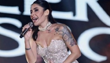 Melek Mosso'dan Kalça Estetiği Açıklaması!