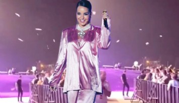 Bengü'nün 'Ne Mutlu Türküm Diyene' Sözlerine Protesto!