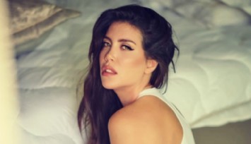 Wanda Nara, Ünlü Şarkıcıyla Dudak Dudağa!..